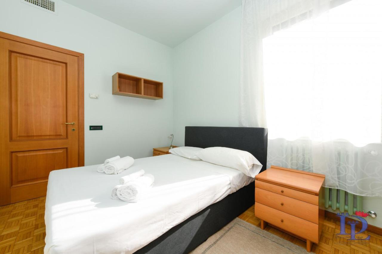 Desenzanoloft Official Partner Marriott Homes & Villas - Charming On The Lake Front Lake 代森扎诺-德尔加达 外观 照片