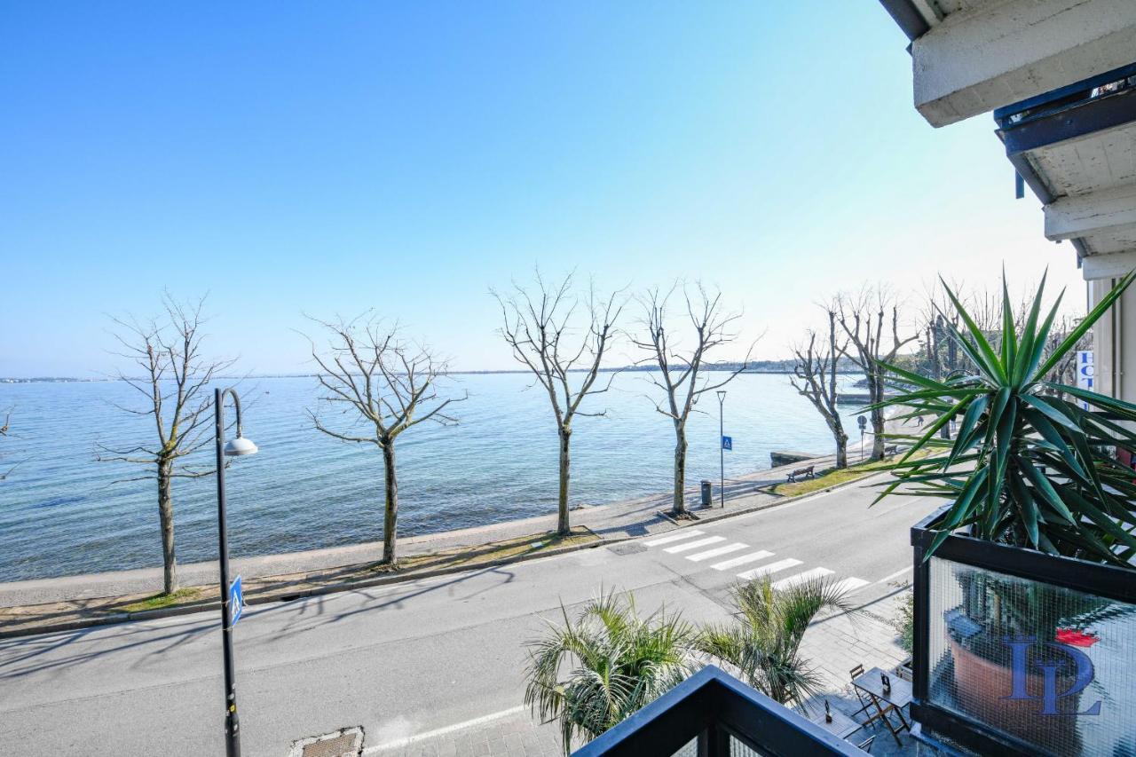 Desenzanoloft Official Partner Marriott Homes & Villas - Charming On The Lake Front Lake 代森扎诺-德尔加达 外观 照片